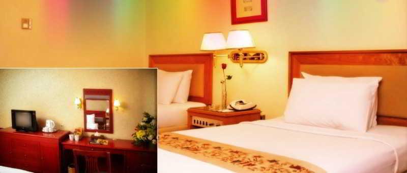 Weta International Hotel Surabaya Kültér fotó