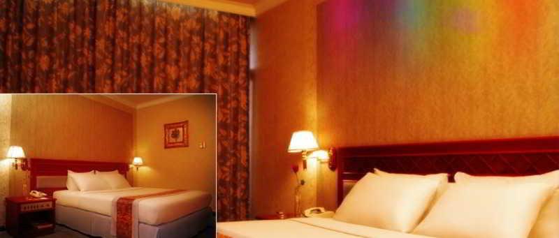 Weta International Hotel Surabaya Kültér fotó